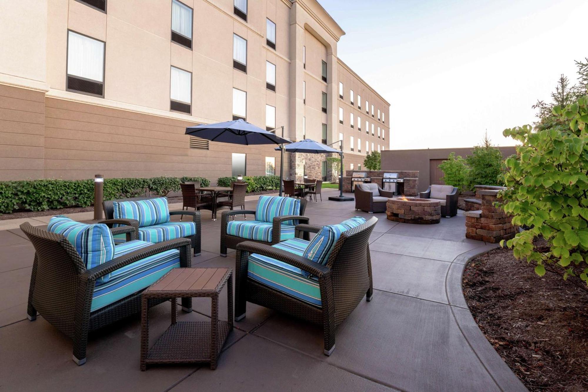 Hampton Inn & Suites Wheeling - The Highlands Triadelphia Zewnętrze zdjęcie
